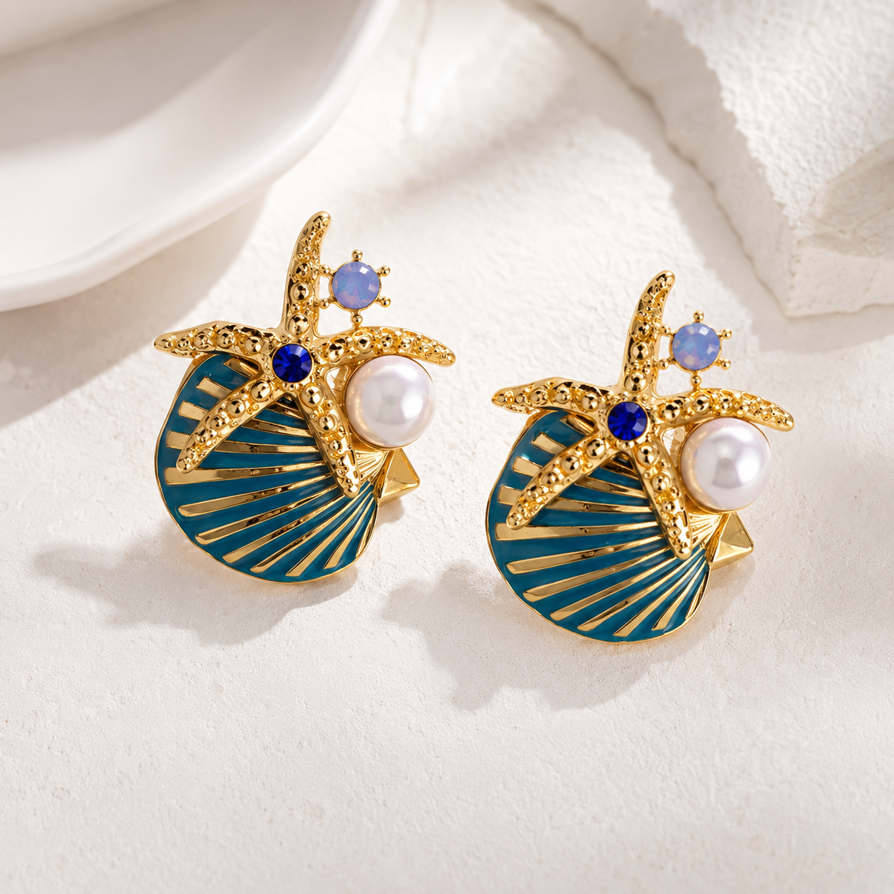 Golden Age Seashore Earring