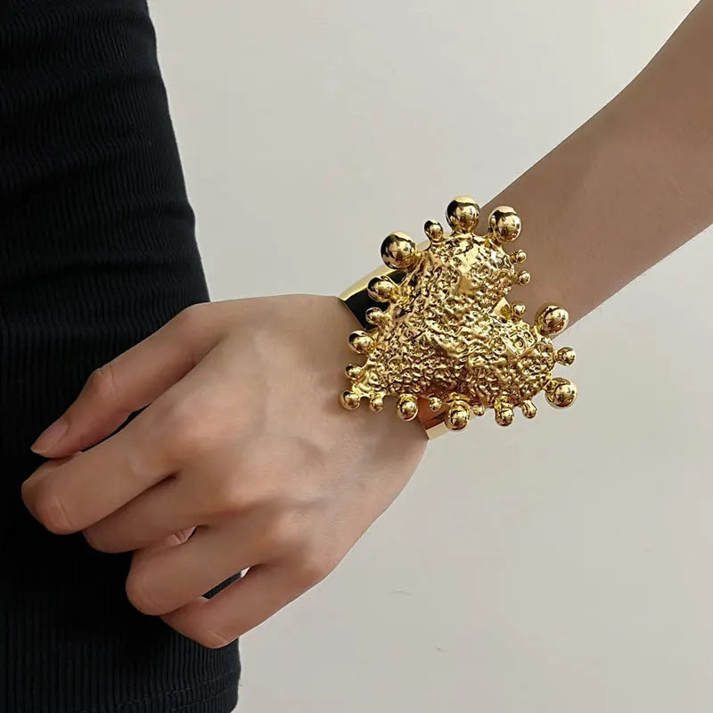 Vintage Heart Shaped Bangle